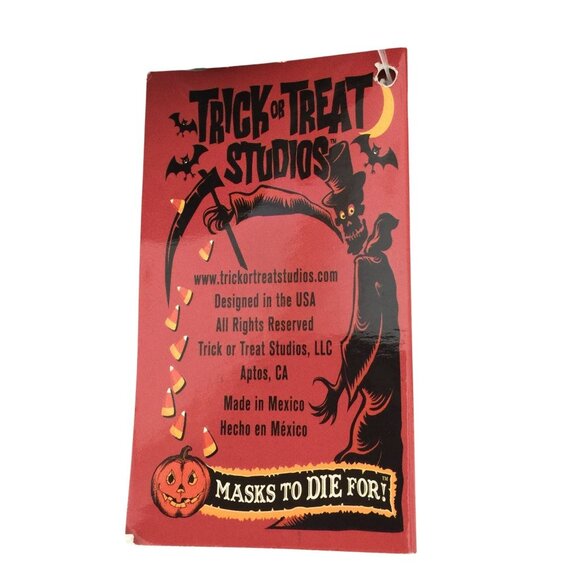 Trick or Treat Studios Adult MEDUSAS with Chin Strap MASKS TO DIE FOR! - Picture 5 of 7